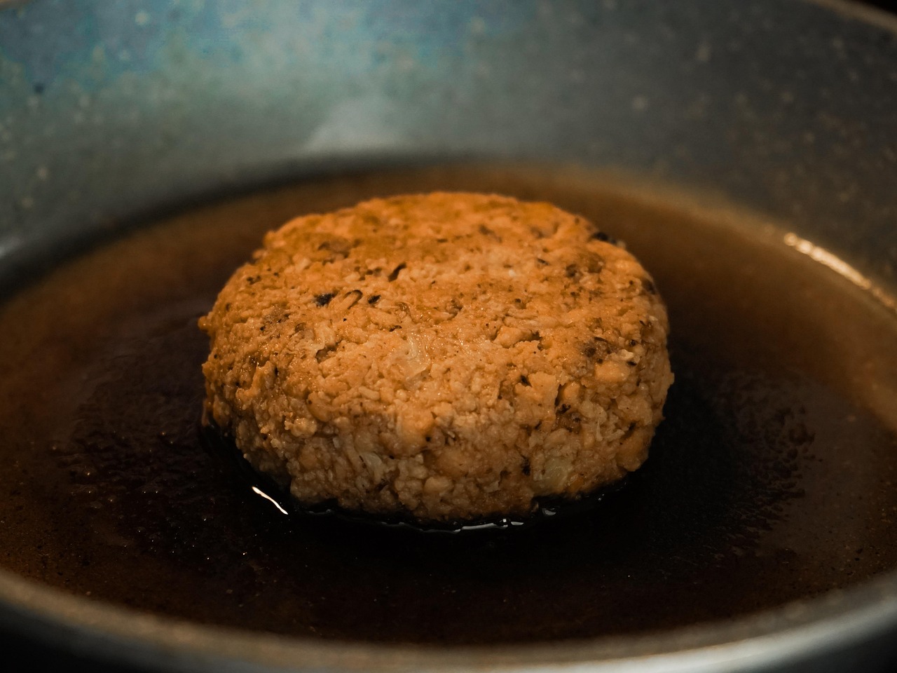 Vegan burger with fresh toppings
